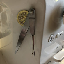 Load image into Gallery viewer, magnet spot to hold tools, pins, screws with logo Cindy Needham