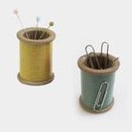 Load image into Gallery viewer, Magnetic Pin Holder Cohana