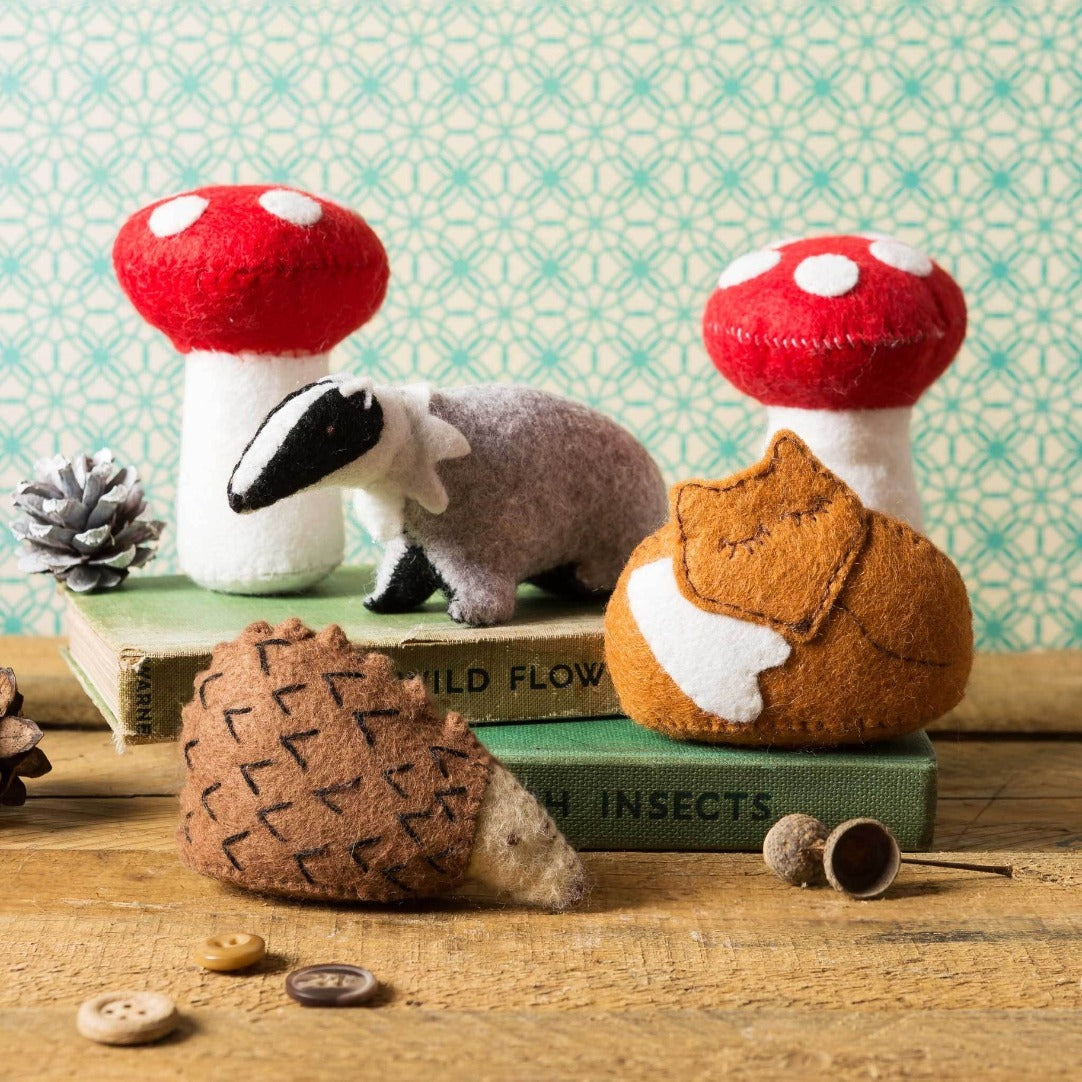 Corinne Lapierre Woodland Scene Craft Felt Kit Badger Hedgehog mushrooms toadstools fox embroidery felt