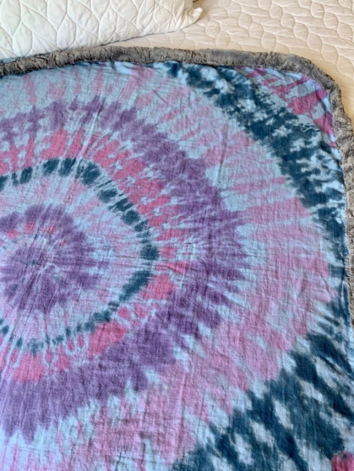 Tie dye 2024 crochet blanket